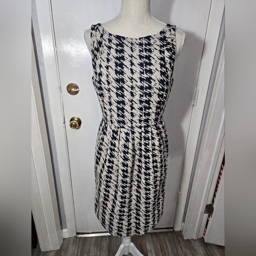 Max And Cleo Sleeveless Shift Dress Sz 10